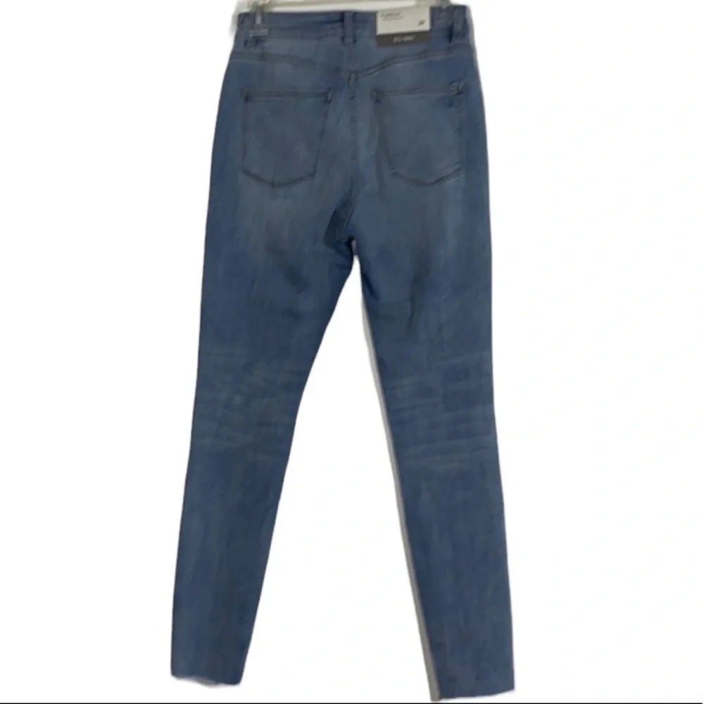 - NWT DL1961 Light Blue High Rise Farrow Skinny Jeans Metallic Dot Accents